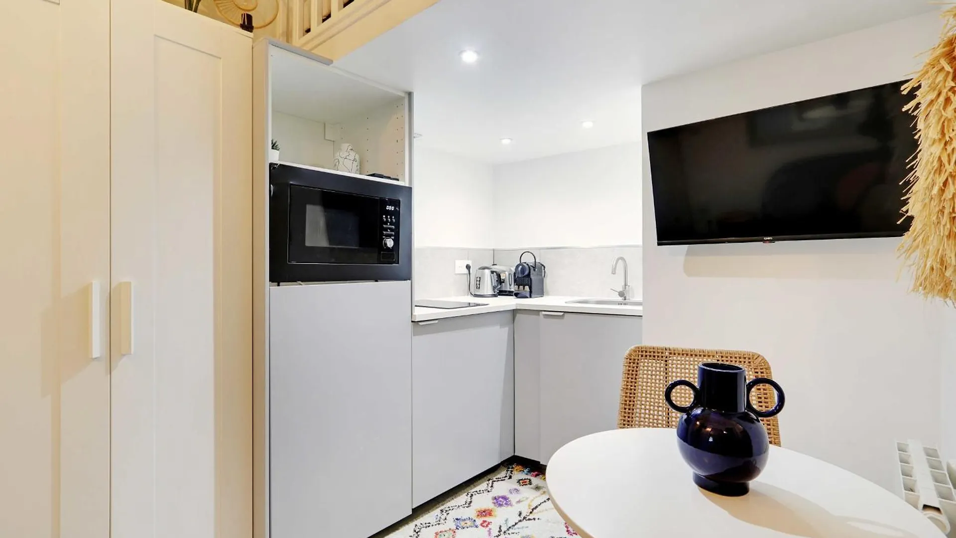 Beautiful And Contemporary Apartment - Arc De Triomphe Champs Elysees Párizs